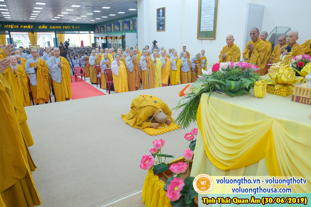 hinh-anh-cong-tu-chu-nhat-ngay-30-06-2019-chua-quan-the-am-duc-trong-lam-dong-23.jpg