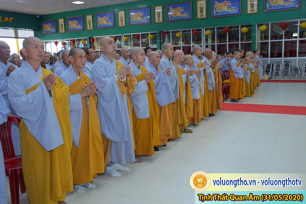 hinh-anh-cong-tu-chu-nhat-ngay-31-05-2020-chua-quan-the-am-duc-trong-lam-dong-5.jpg
