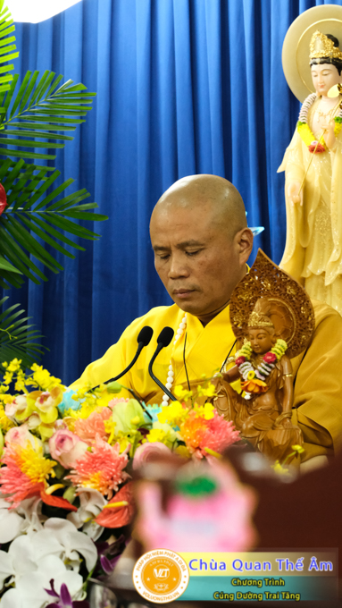 hinh-anh-cung-duong-trai-tang-ngay-1-5-2022-chua-quan-the-am-duc-trong-lam-dong-45.jpg