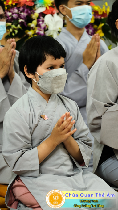 hinh-anh-cung-duong-trai-tang-ngay-1-5-2022-chua-quan-the-am-duc-trong-lam-dong-52.jpg