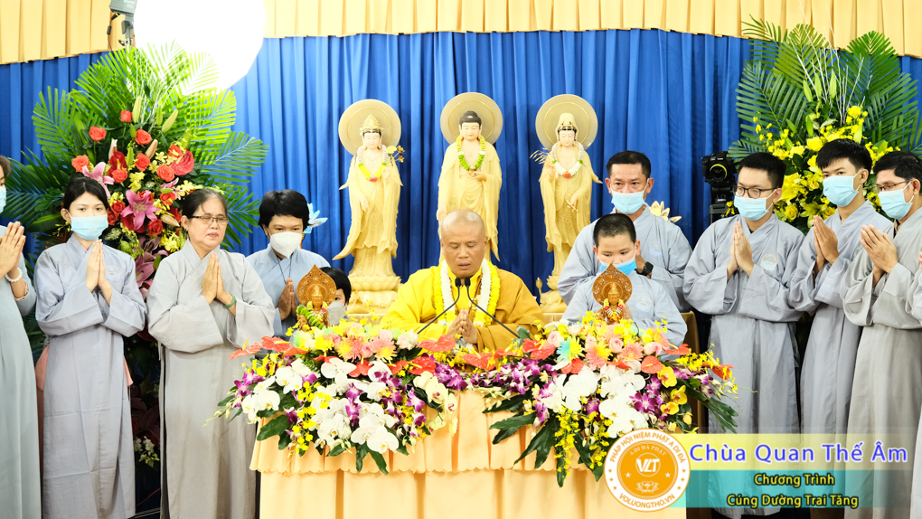 hinh-anh-cung-duong-trai-tang-ngay-1-5-2022-chua-quan-the-am-duc-trong-lam-dong-61.jpg