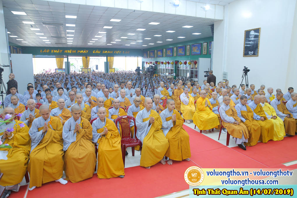 hinh-anh-cung-duong-trai-tang-ngay-14-07-2019-chua-quan-the-am-duc-trong-lam-dong-17.jpg