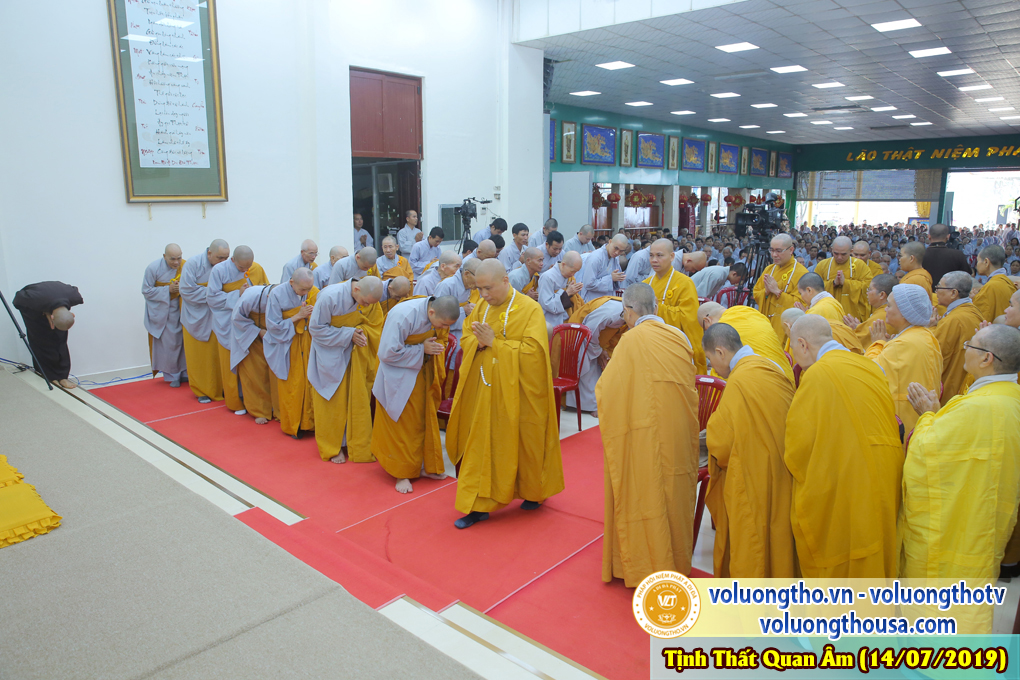 hinh-anh-cung-duong-trai-tang-ngay-14-07-2019-chua-quan-the-am-duc-trong-lam-dong-23.jpg