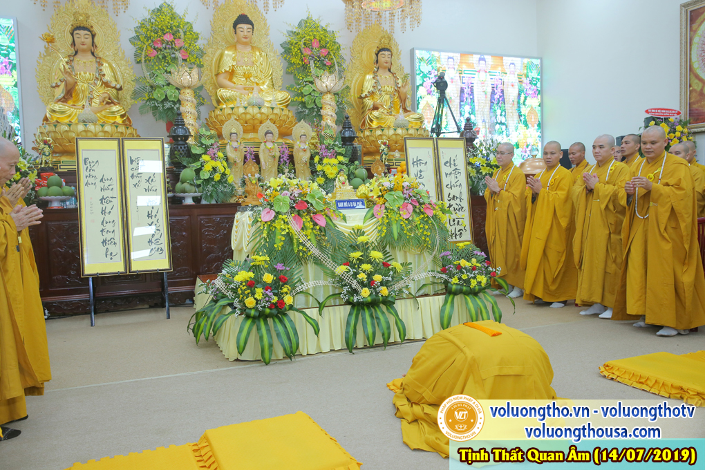 hinh-anh-cung-duong-trai-tang-ngay-14-07-2019-chua-quan-the-am-duc-trong-lam-dong-28.jpg