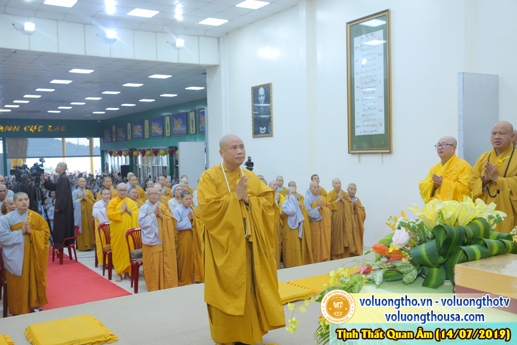 hinh-anh-cung-duong-trai-tang-ngay-14-07-2019-chua-quan-the-am-duc-trong-lam-dong-29.jpg