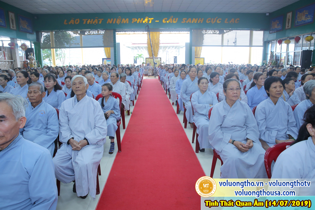 hinh-anh-cung-duong-trai-tang-ngay-14-07-2019-chua-quan-the-am-duc-trong-lam-dong-9.jpg