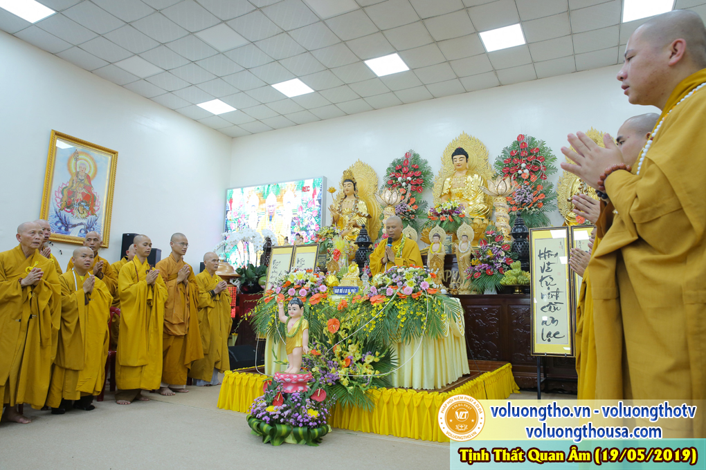 hinh-anh-cung-duong-trai-tang-ngay-19-05-2019-chua-quan-the-am-duc-trong-lam-dong-19.jpg