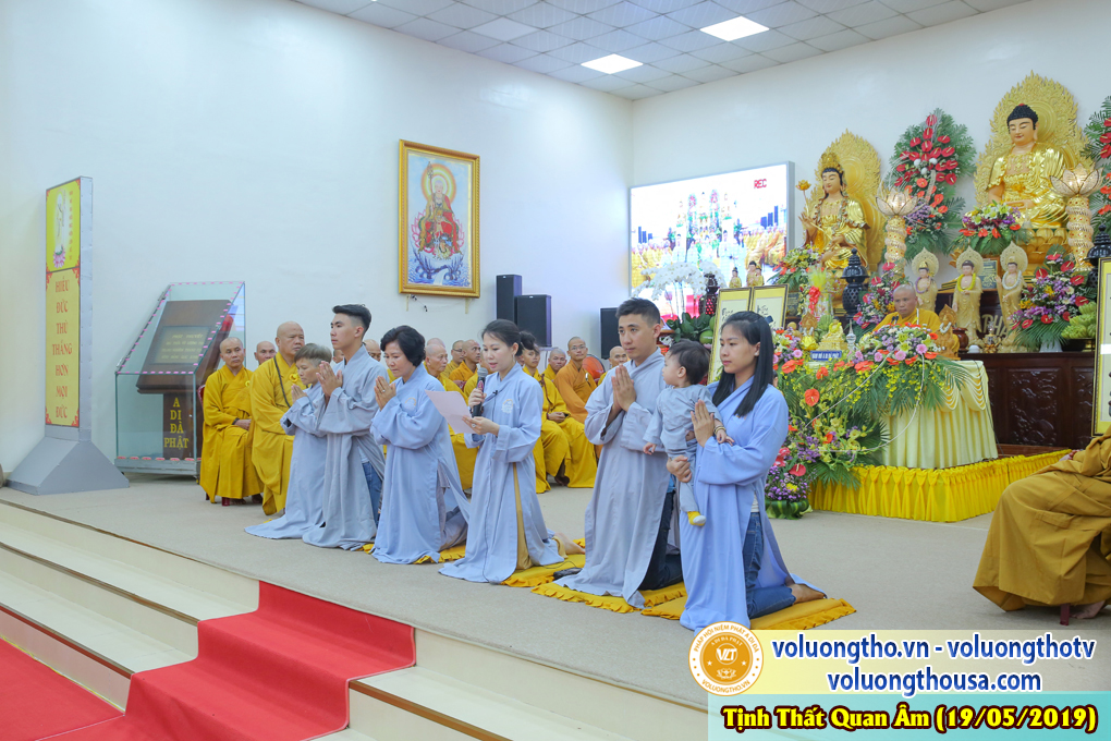 hinh-anh-cung-duong-trai-tang-ngay-19-05-2019-chua-quan-the-am-duc-trong-lam-dong-34.jpg