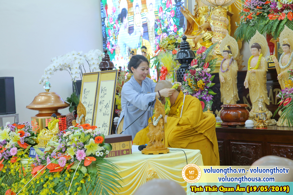 hinh-anh-cung-duong-trai-tang-ngay-19-05-2019-chua-quan-the-am-duc-trong-lam-dong-5.jpg