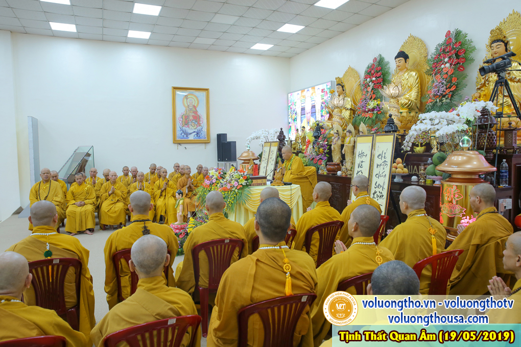 hinh-anh-cung-duong-trai-tang-ngay-19-05-2019-chua-quan-the-am-duc-trong-lam-dong-6.jpg