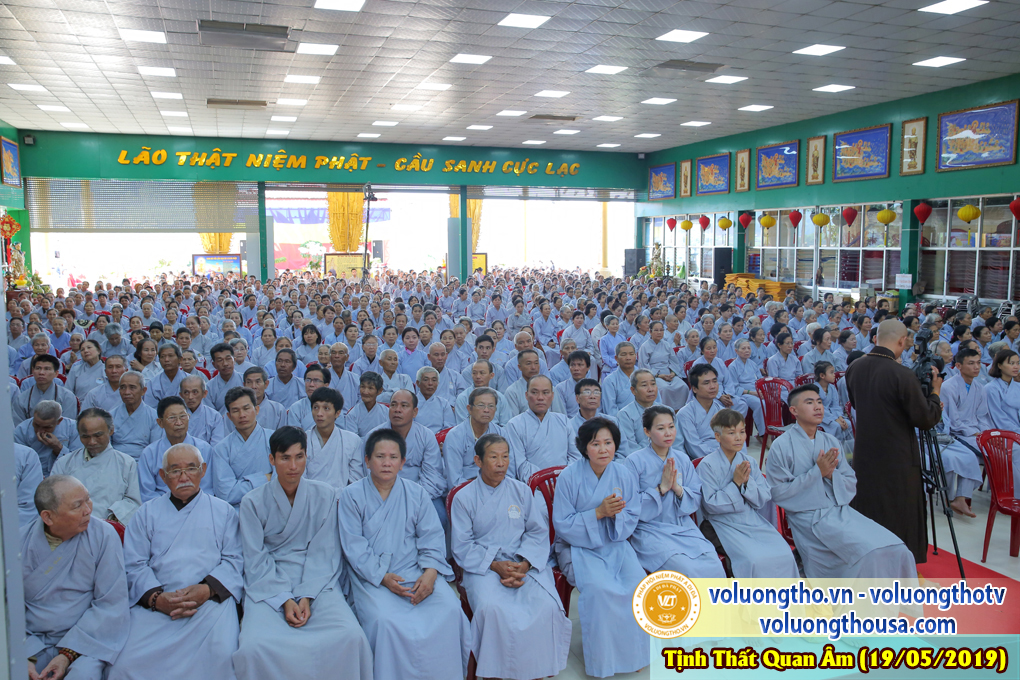 hinh-anh-cung-duong-trai-tang-ngay-19-05-2019-chua-quan-the-am-duc-trong-lam-dong-9.jpg