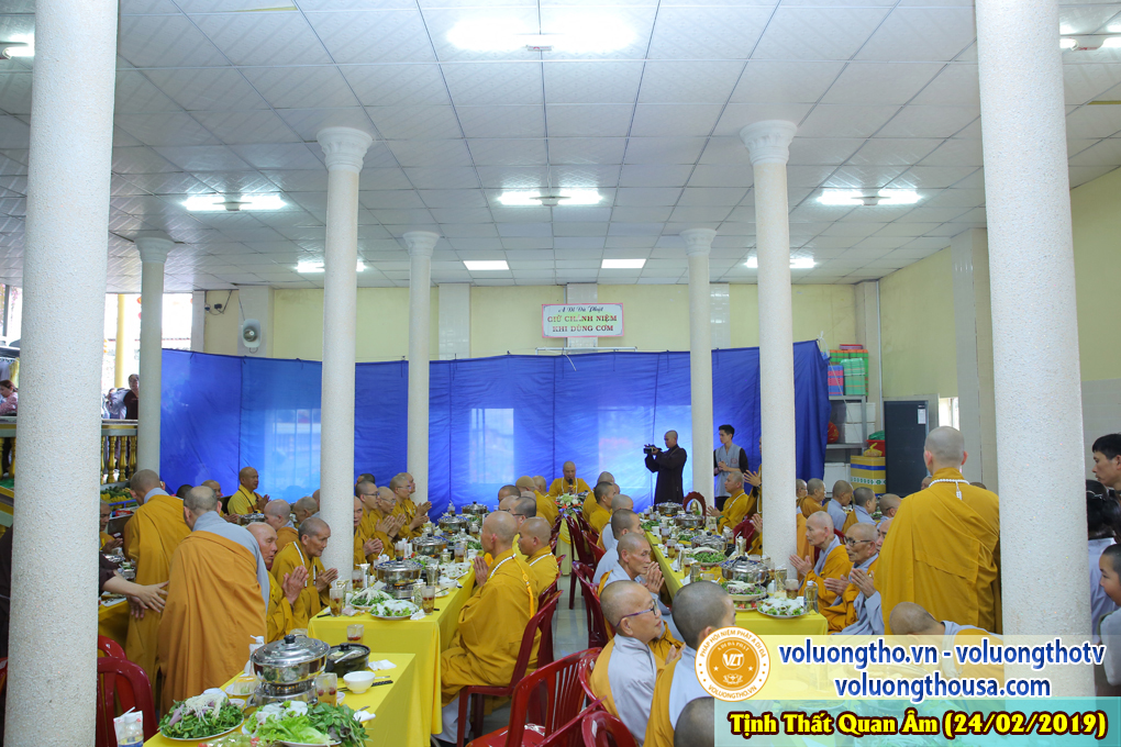 hinh-anh-cung-duong-trai-tang-ngay-24-02-2019-chua-quan-the-am-duc-trong-lam-dong-25.jpg