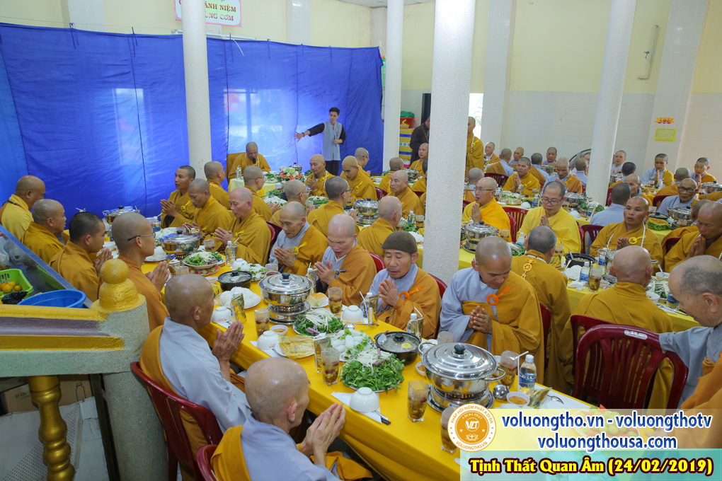 hinh-anh-cung-duong-trai-tang-ngay-24-02-2019-chua-quan-the-am-duc-trong-lam-dong-26.jpg