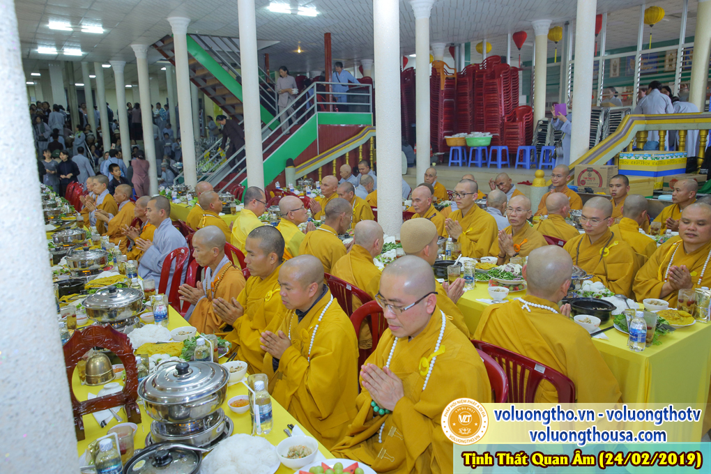 hinh-anh-cung-duong-trai-tang-ngay-24-02-2019-chua-quan-the-am-duc-trong-lam-dong-29.jpg