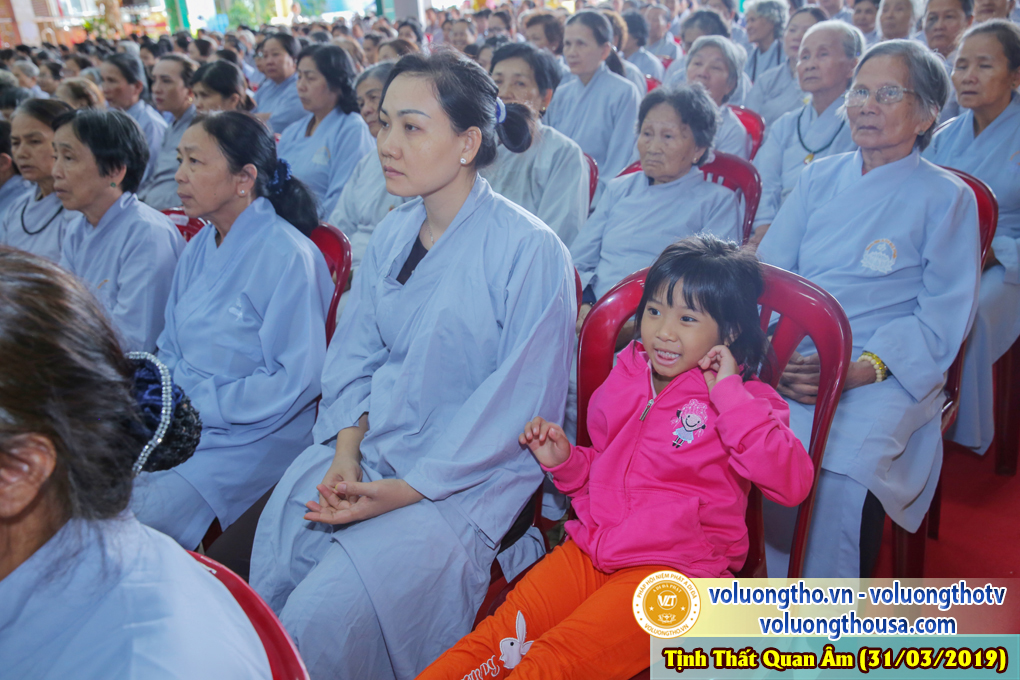hinh-anh-cung-duong-trai-tang-ngay-31-03-2019-chua-quan-the-am-duc-trong-lam-dong-16.jpg