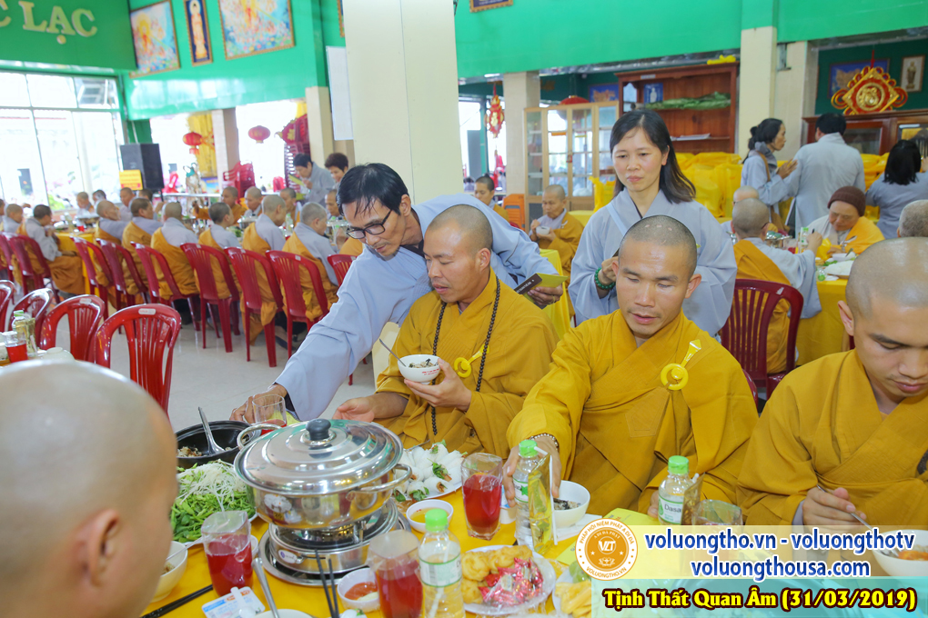 hinh-anh-cung-duong-trai-tang-ngay-31-03-2019-chua-quan-the-am-duc-trong-lam-dong-34.jpg