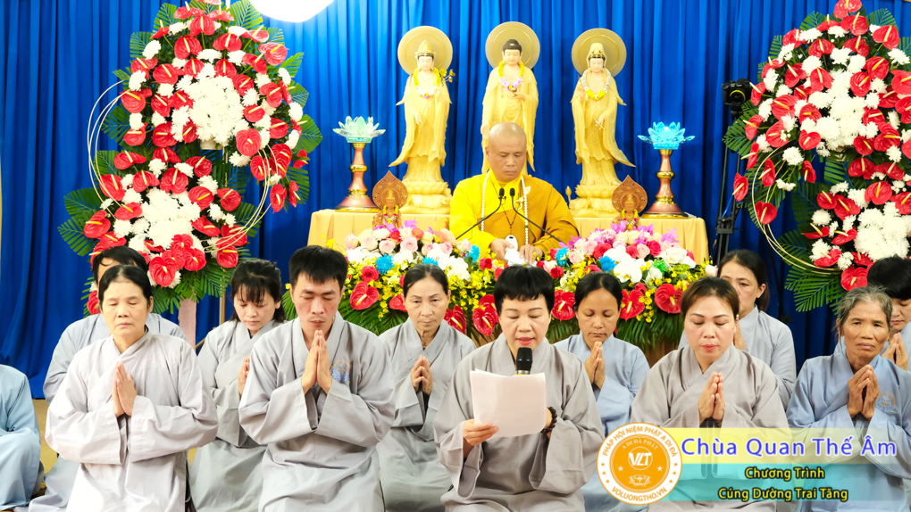 hinh-anh-cung-duong-trai-tang-ngay-8-5-2022-chua-quan-the-am-duc-trong-lam-dong-37.jpg