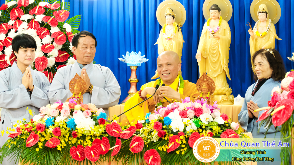 hinh-anh-cung-duong-trai-tang-ngay-8-5-2022-chua-quan-the-am-duc-trong-lam-dong-48.jpg