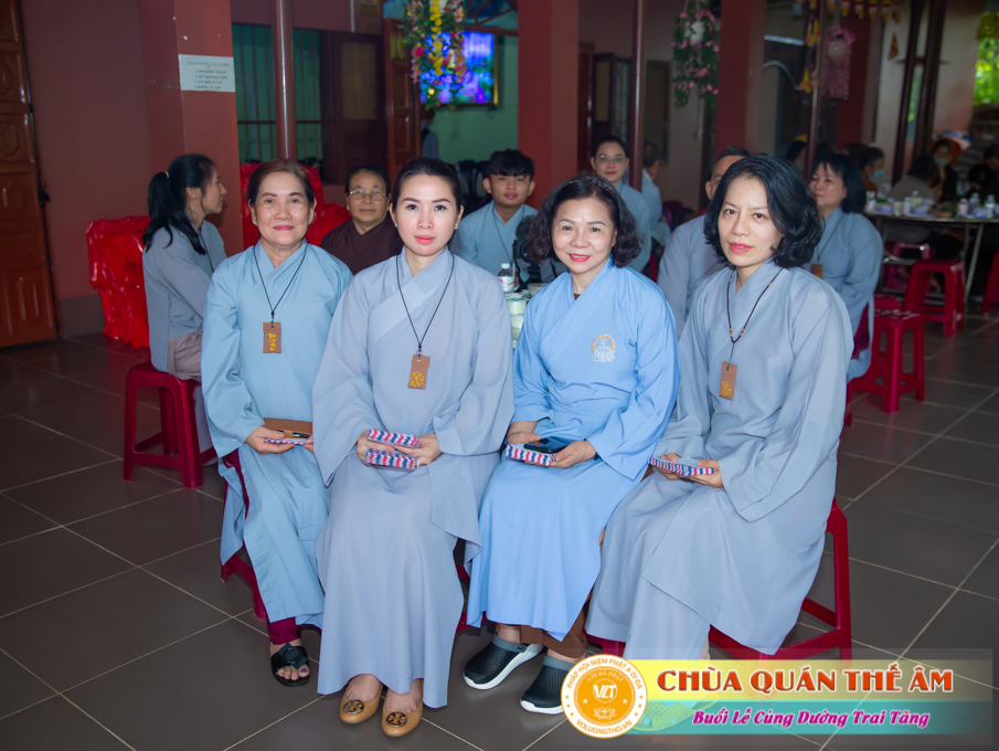 hinh-anh-cung-duong-trai-tang-tai-to-dinh-huong-nghiem-ngay-29-05-2022-chua-quan-the-am-duc-trong-lam-dong-1.jpg