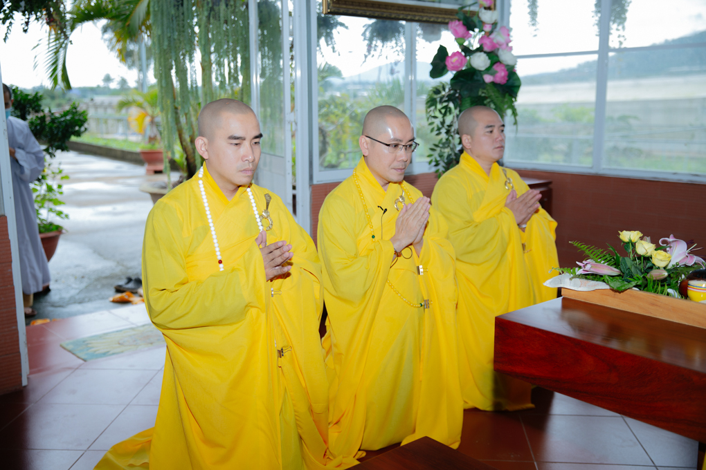hinh-anh-cung-nghinh-dd-thich-giac-nhan-thuyet-giang-ngay-31-10-2021-chua-quan-the-am-duc-trong-lam-dong-10.jpg