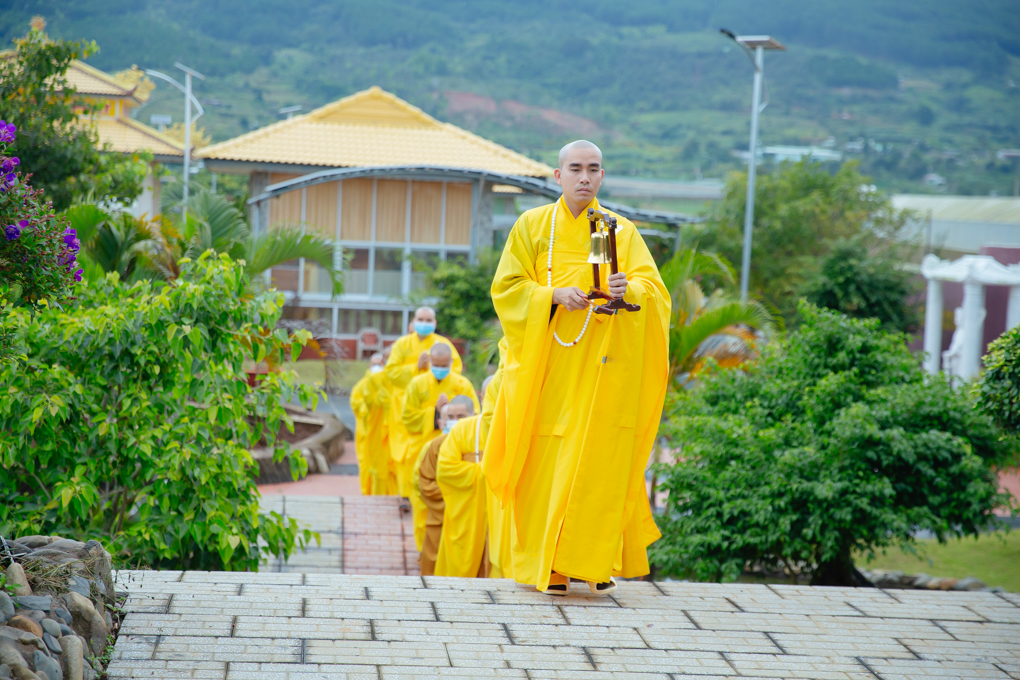 hinh-anh-cung-nghinh-dd-thich-giac-nhan-thuyet-giang-ngay-31-10-2021-chua-quan-the-am-duc-trong-lam-dong-21.jpg