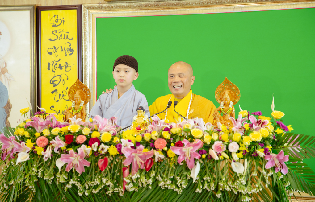 hinh-anh-cung-nghinh-dd-thich-giac-nhan-thuyet-giang-ngay-31-10-2021-chua-quan-the-am-duc-trong-lam-dong-29.jpg