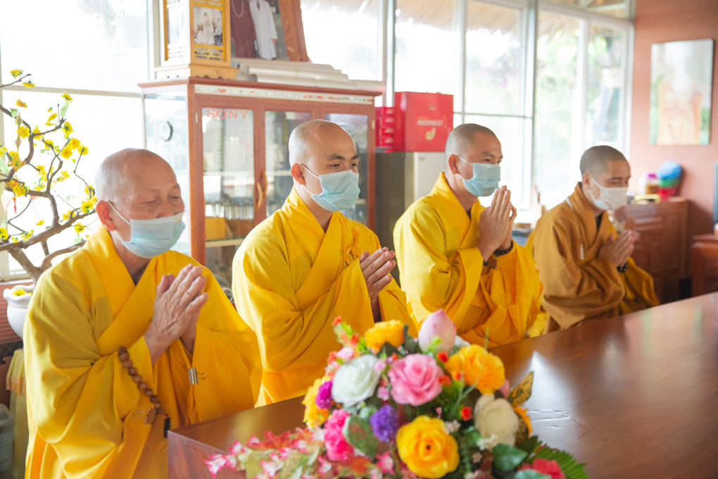 hinh-anh-cung-nghinh-dd-thich-giac-nhan-thuyet-giang-ngay-31-10-2021-chua-quan-the-am-duc-trong-lam-dong-3.jpg