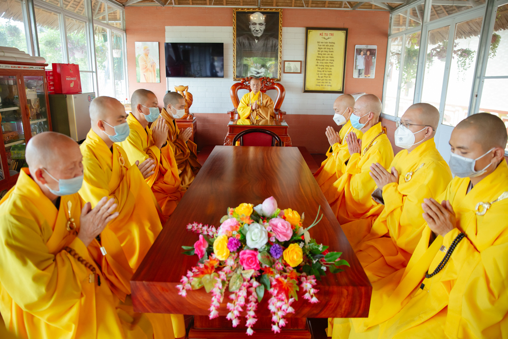 hinh-anh-cung-nghinh-dd-thich-giac-nhan-thuyet-giang-ngay-31-10-2021-chua-quan-the-am-duc-trong-lam-dong-5.jpg