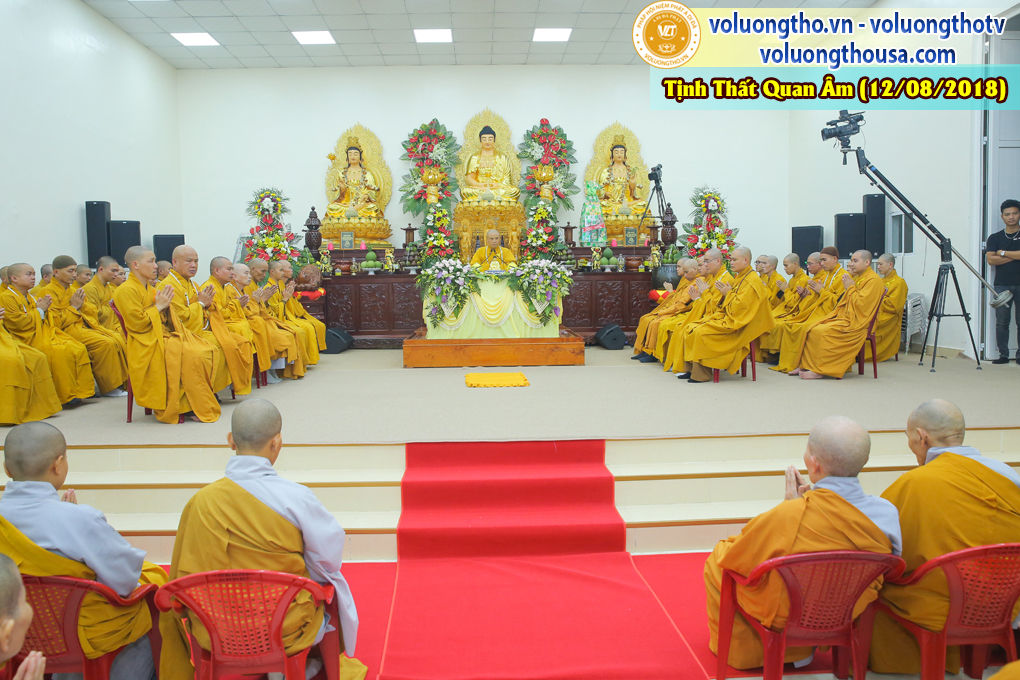 hinh-anh-dai-duc-thich-giac-nhan-thuyet-giang-ngay-12-8-2018-chua-quan-the-am-duc-trong-lam-dong-10.jpg