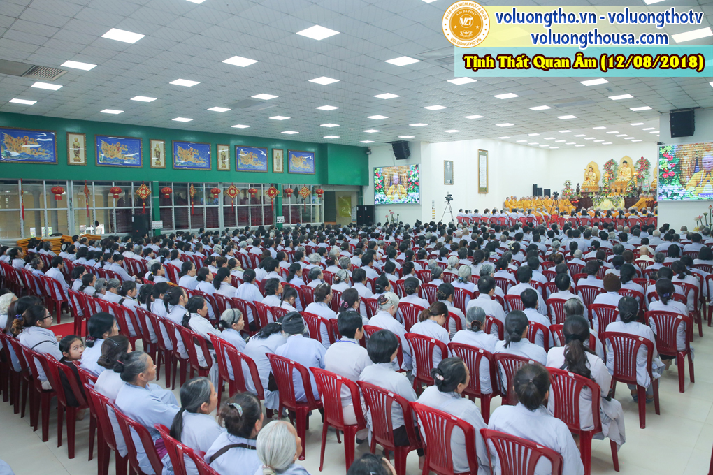 hinh-anh-dai-duc-thich-giac-nhan-thuyet-giang-ngay-12-8-2018-chua-quan-the-am-duc-trong-lam-dong-14.jpg