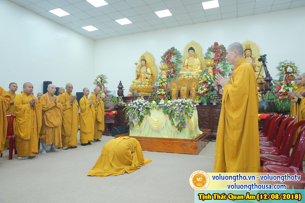 hinh-anh-dai-duc-thich-giac-nhan-thuyet-giang-ngay-12-8-2018-chua-quan-the-am-duc-trong-lam-dong-2.jpg