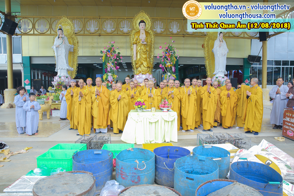 hinh-anh-dai-duc-thich-giac-nhan-thuyet-giang-ngay-12-8-2018-chua-quan-the-am-duc-trong-lam-dong-26.jpg