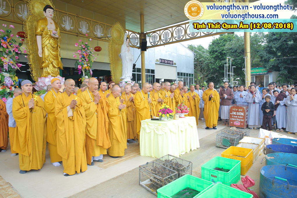 hinh-anh-dai-duc-thich-giac-nhan-thuyet-giang-ngay-12-8-2018-chua-quan-the-am-duc-trong-lam-dong-27.jpg