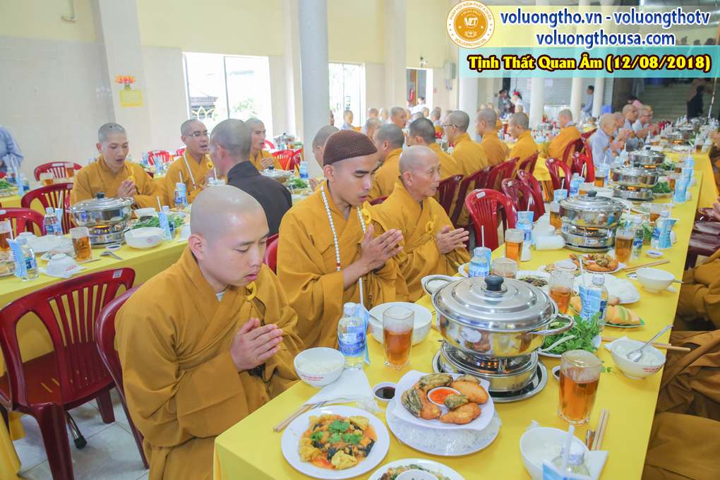 hinh-anh-dai-duc-thich-giac-nhan-thuyet-giang-ngay-12-8-2018-chua-quan-the-am-duc-trong-lam-dong-29.jpg