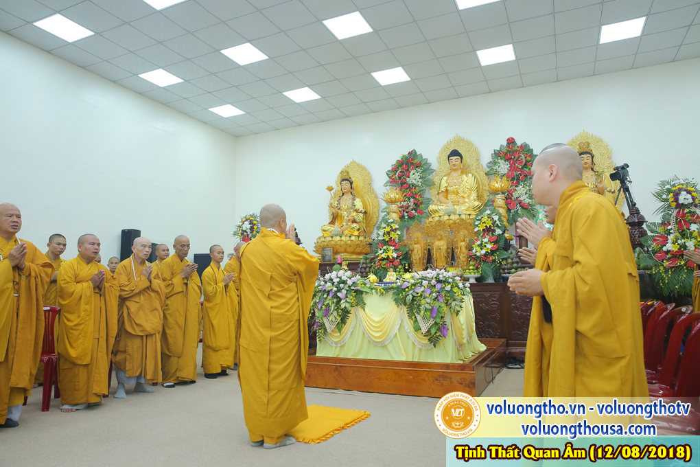 hinh-anh-dai-duc-thich-giac-nhan-thuyet-giang-ngay-12-8-2018-chua-quan-the-am-duc-trong-lam-dong-3.jpg
