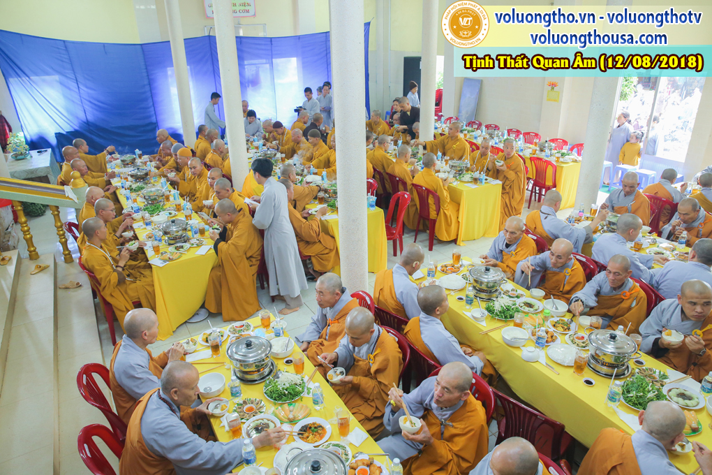 hinh-anh-dai-duc-thich-giac-nhan-thuyet-giang-ngay-12-8-2018-chua-quan-the-am-duc-trong-lam-dong-38.jpg