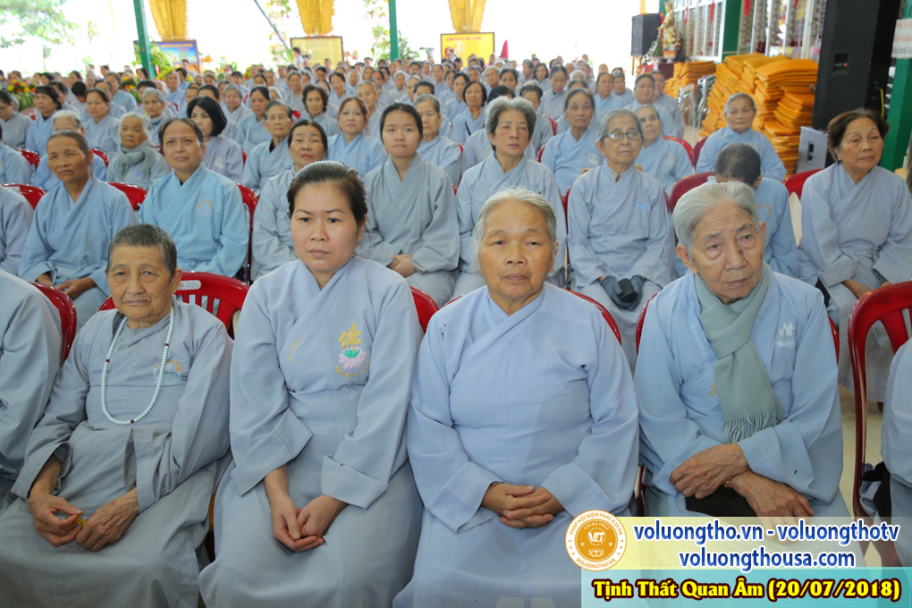 hinh-anh-dai-duc-thich-giac-nhan-thuyet-giang-ngay-19-7-2018-dl-chua-quan-the-am-duc-trong-lam-dong-20.jpg