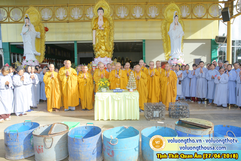 hinh-anh-dai-duc-thich-giac-nhan-thuyet-giang-ngay-27-6-2018-chua-quan-the-am-duc-trong-lam-dong-10.jpg