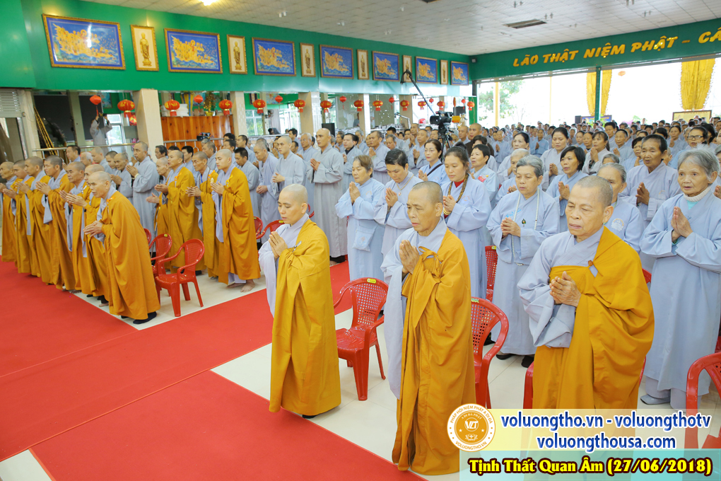 hinh-anh-dai-duc-thich-giac-nhan-thuyet-giang-ngay-27-6-2018-chua-quan-the-am-duc-trong-lam-dong-12.jpg