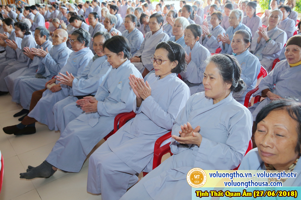 hinh-anh-dai-duc-thich-giac-nhan-thuyet-giang-ngay-27-6-2018-chua-quan-the-am-duc-trong-lam-dong-2.jpg
