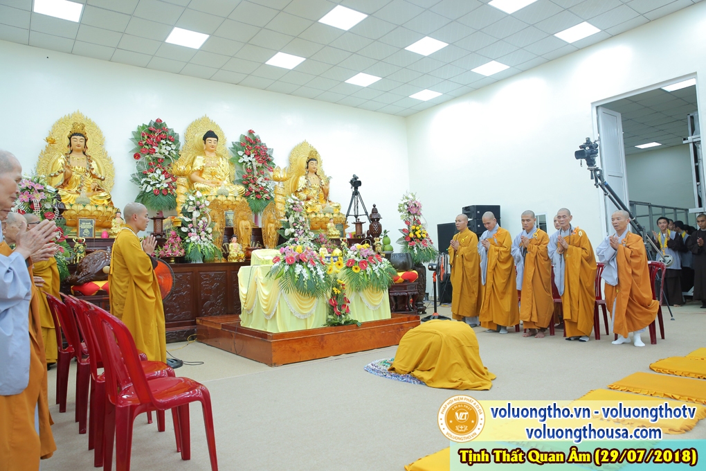 hinh-anh-dai-duc-thich-giac-nhan-thuyet-giang-ngay-29-7-2018-chua-quan-the-am-duc-trong-lam-dong-12.jpg