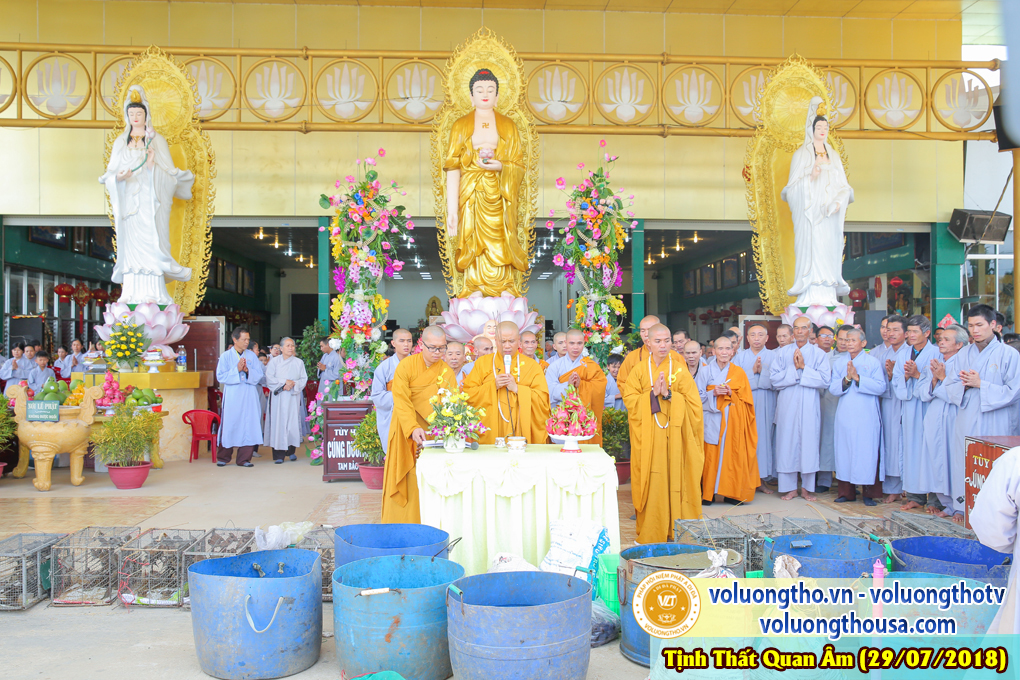 hinh-anh-dai-duc-thich-giac-nhan-thuyet-giang-ngay-29-7-2018-chua-quan-the-am-duc-trong-lam-dong-17.jpg