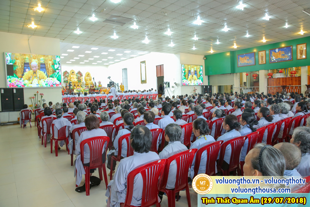 hinh-anh-dai-duc-thich-giac-nhan-thuyet-giang-ngay-29-7-2018-chua-quan-the-am-duc-trong-lam-dong-7.jpg