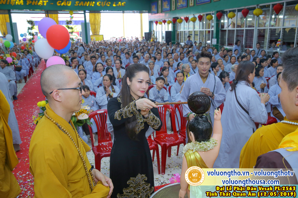 hinh-anh-dai-le-phat-dan-tai-chua-quan-the-am-ngay-08-04-ky-hoi-2019-chua-quan-the-am-duc-trong-lam-dong-10.jpg