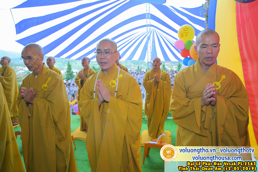hinh-anh-dai-le-phat-dan-tai-chua-quan-the-am-ngay-08-04-ky-hoi-2019-chua-quan-the-am-duc-trong-lam-dong-103.jpg