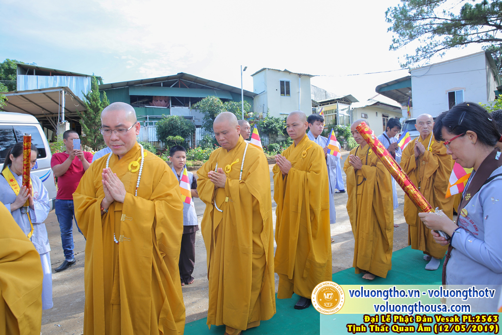 hinh-anh-dai-le-phat-dan-tai-chua-quan-the-am-ngay-08-04-ky-hoi-2019-chua-quan-the-am-duc-trong-lam-dong-107.jpg