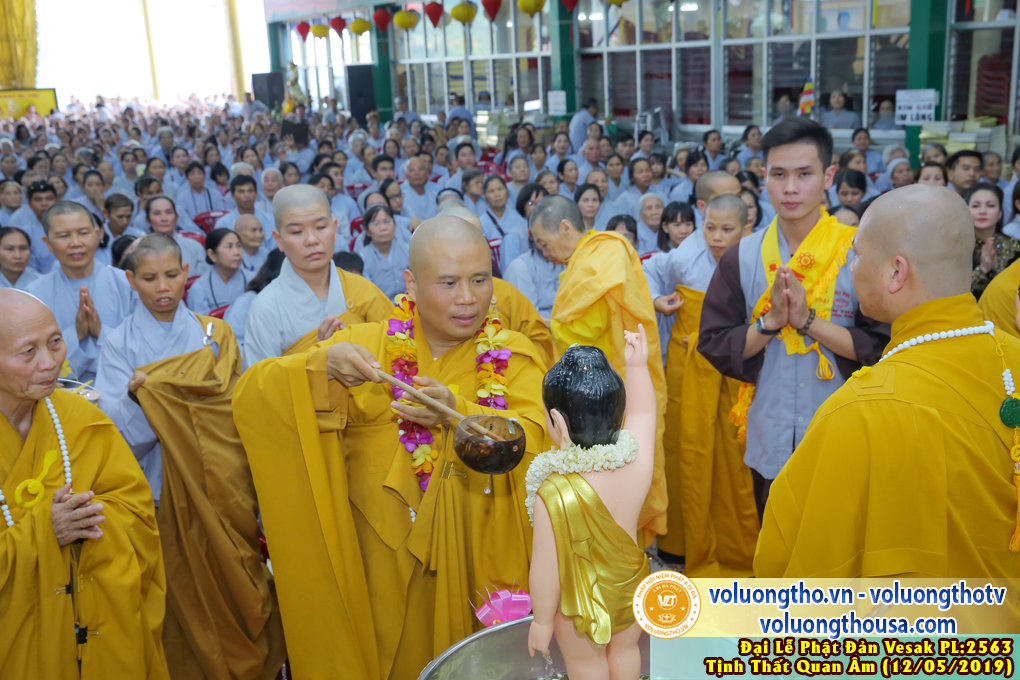 hinh-anh-dai-le-phat-dan-tai-chua-quan-the-am-ngay-08-04-ky-hoi-2019-chua-quan-the-am-duc-trong-lam-dong-114.jpg