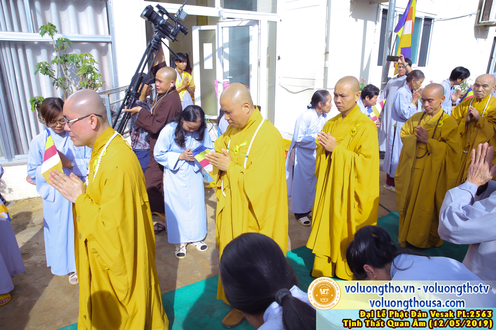 hinh-anh-dai-le-phat-dan-tai-chua-quan-the-am-ngay-08-04-ky-hoi-2019-chua-quan-the-am-duc-trong-lam-dong-24.jpg
