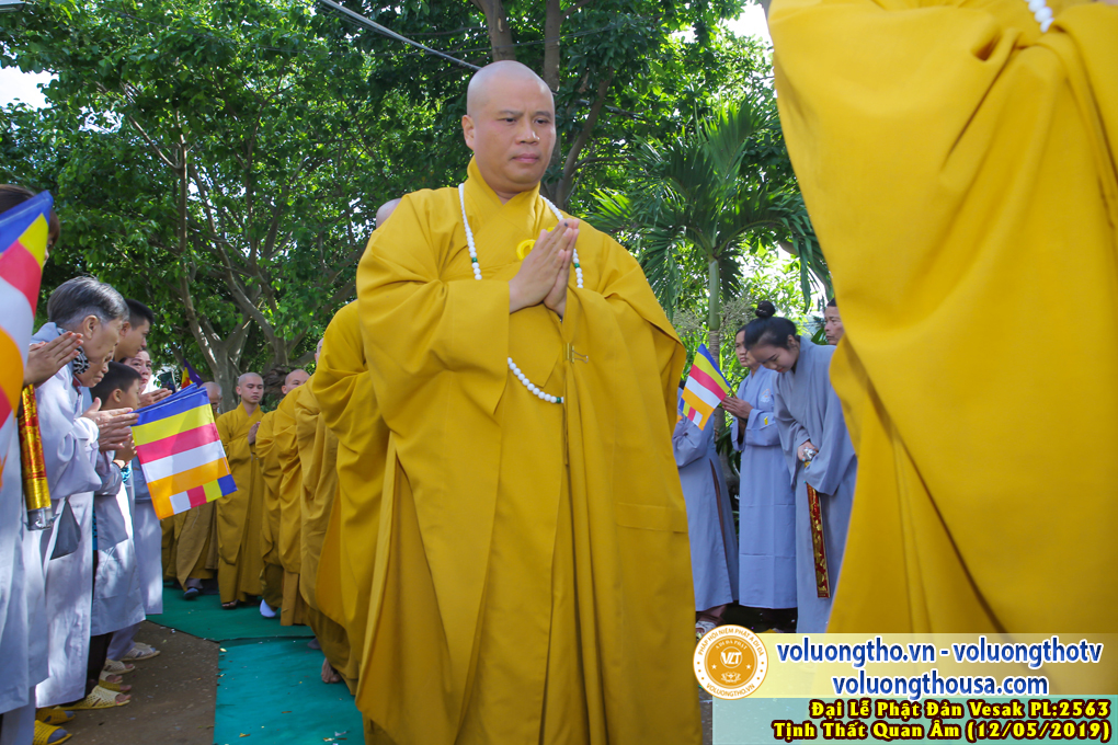 hinh-anh-dai-le-phat-dan-tai-chua-quan-the-am-ngay-08-04-ky-hoi-2019-chua-quan-the-am-duc-trong-lam-dong-28.jpg
