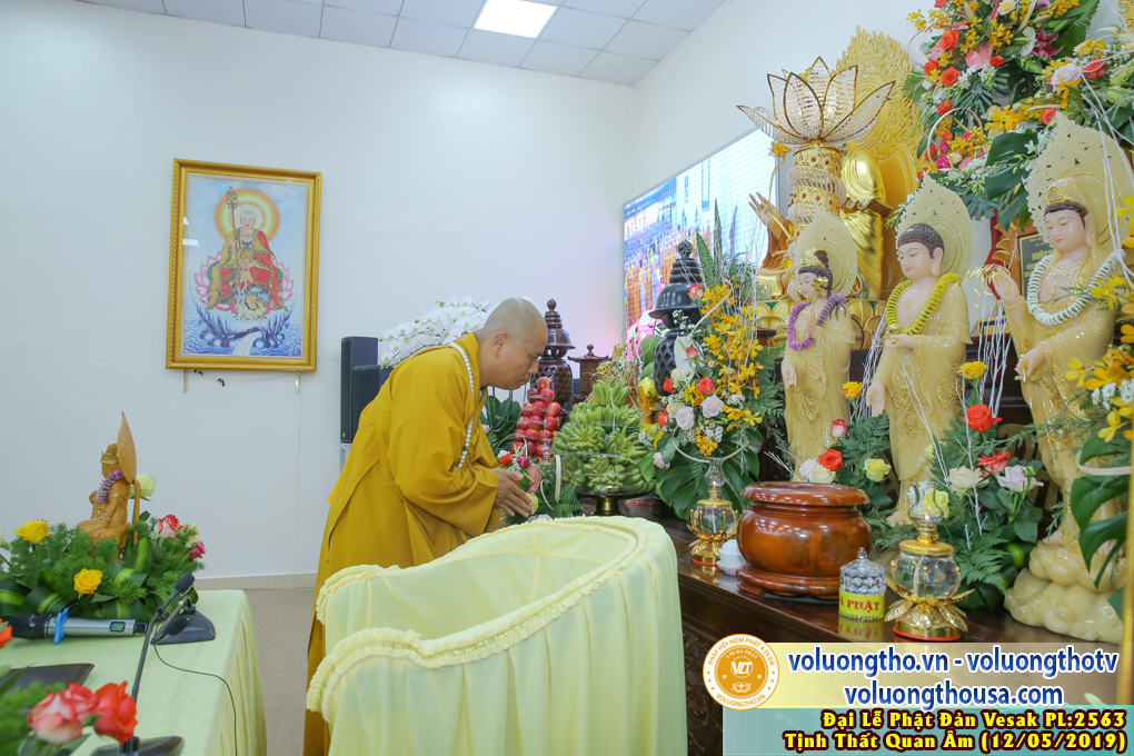 hinh-anh-dai-le-phat-dan-tai-chua-quan-the-am-ngay-08-04-ky-hoi-2019-chua-quan-the-am-duc-trong-lam-dong-36.jpg